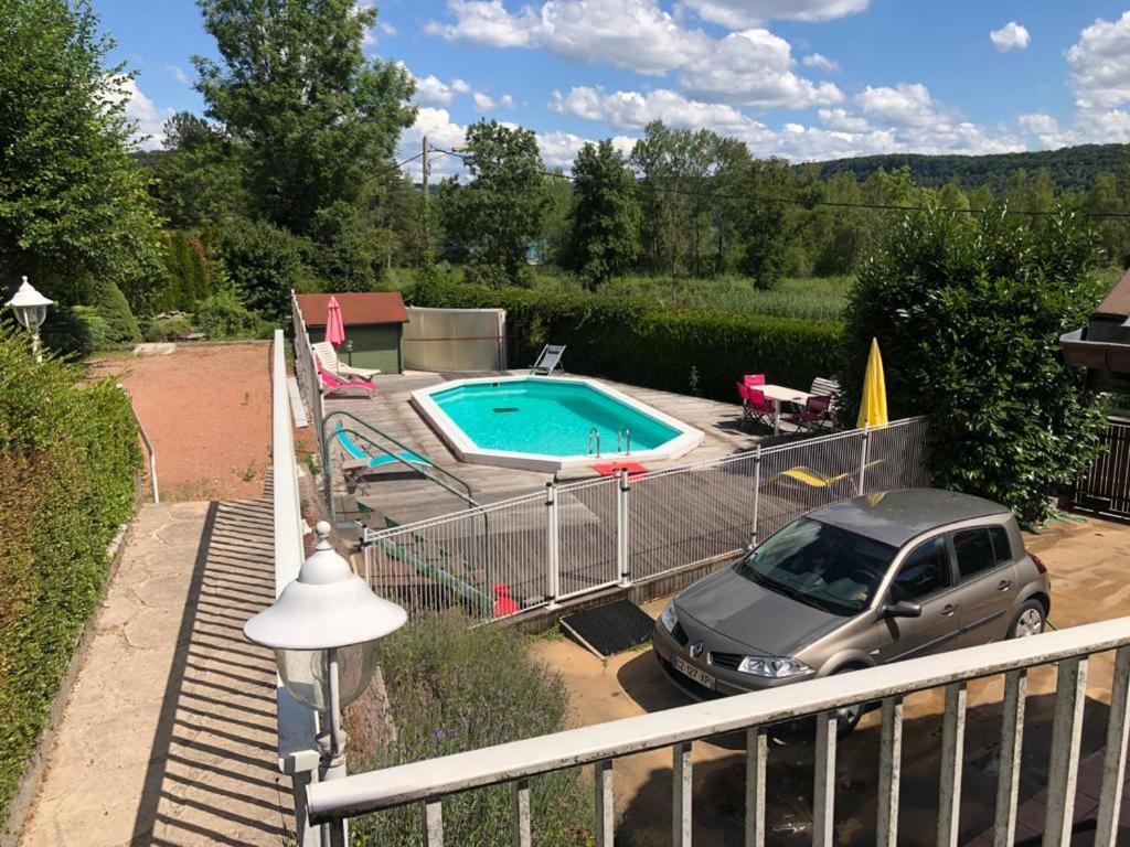 Maison/Gite Familial Dans Le Jura A 200M Du Lac Avec Piscine Privee Marigny  Екстериор снимка